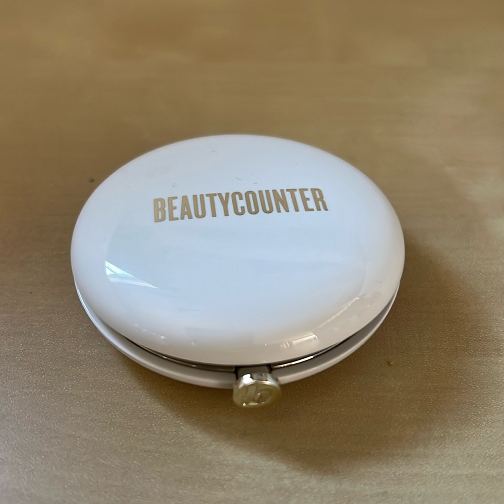 Beautycounter Cheeky Clean Cream Blush in Nectar. New never used